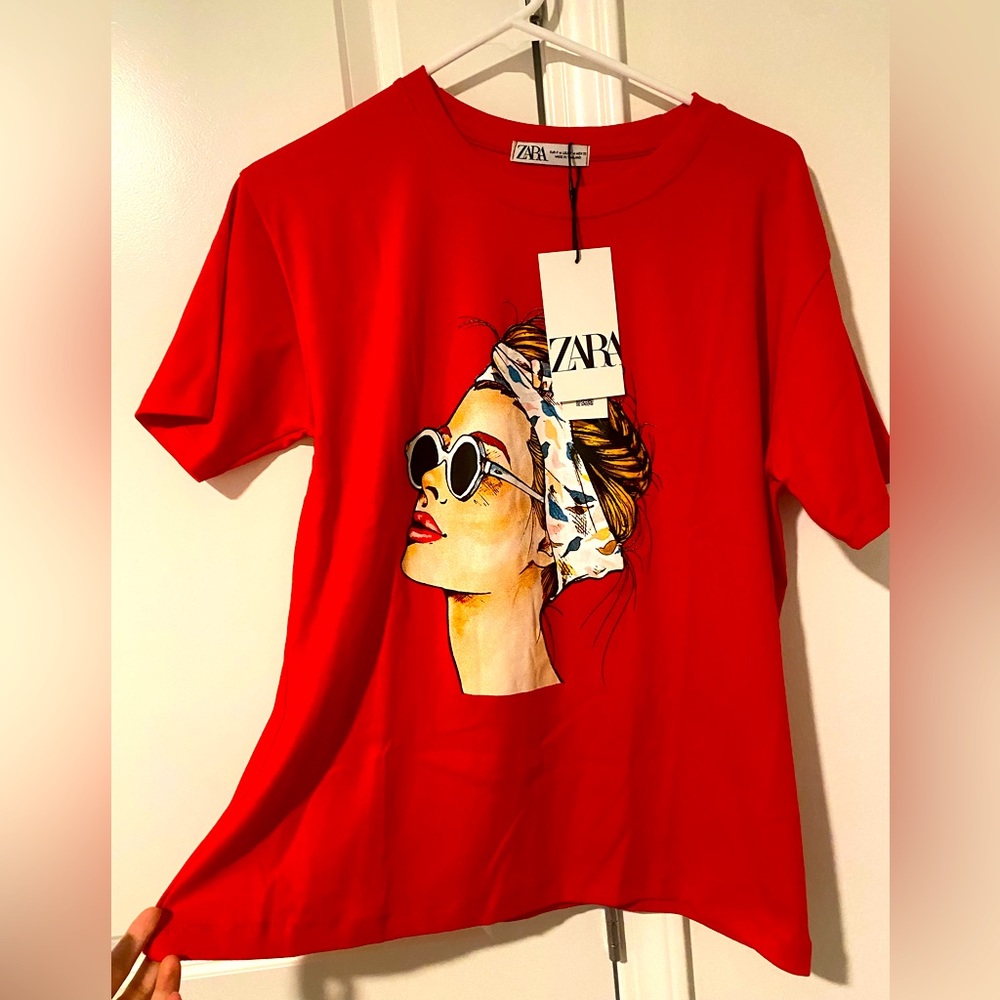 Red ZARA super trendy t shirt